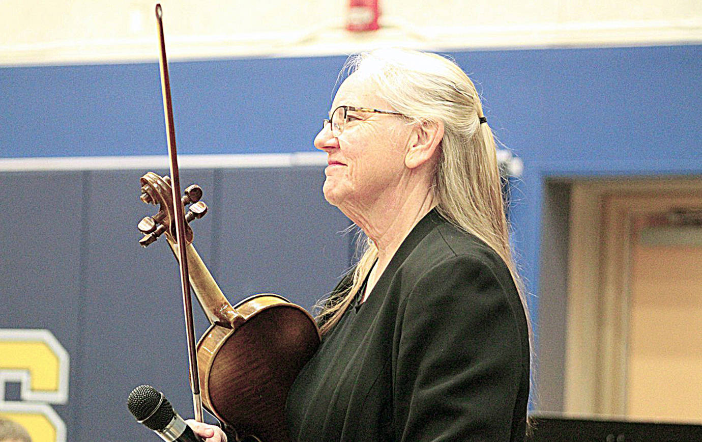 Aberdeen School District orchestra director dies | The Daily World