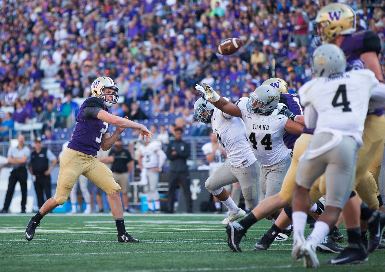 Unbeaten halfway through the season, Huskies already hearing Heisman and playoff talk