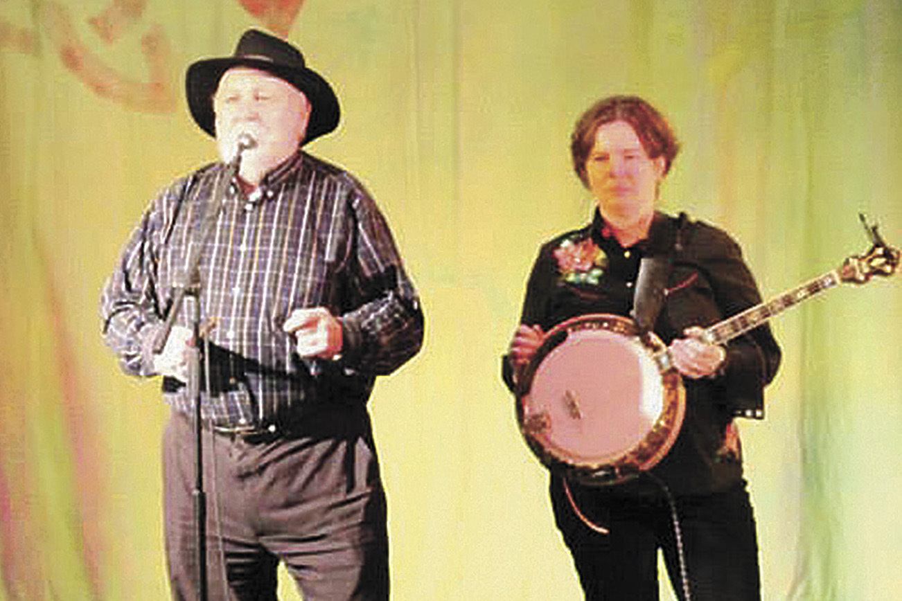 Derek Warfield performs at a past Irish music festival in Ocean Shores.