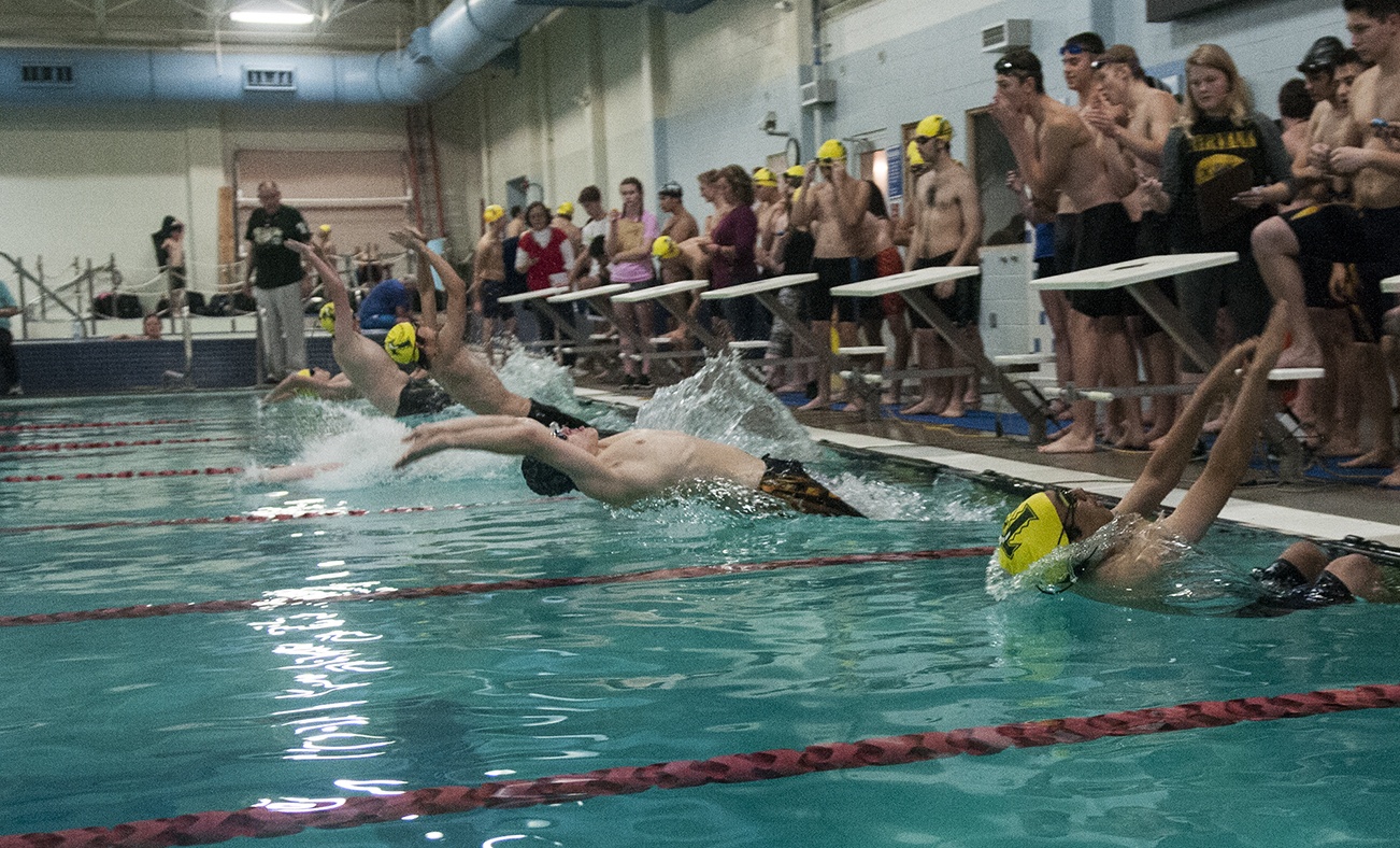 Aberdeen starts boys swim season at Grays Harbor Relays