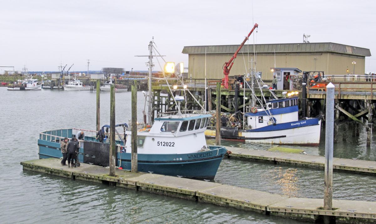 West Coast commercial crabbers back fishing following 11-day strike ...