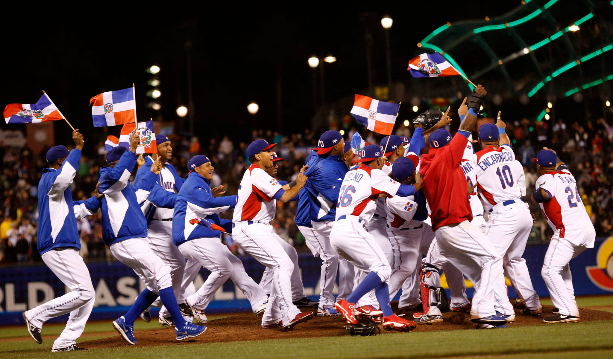 Dominican Republic tops the Netherlands for spot in WBC final