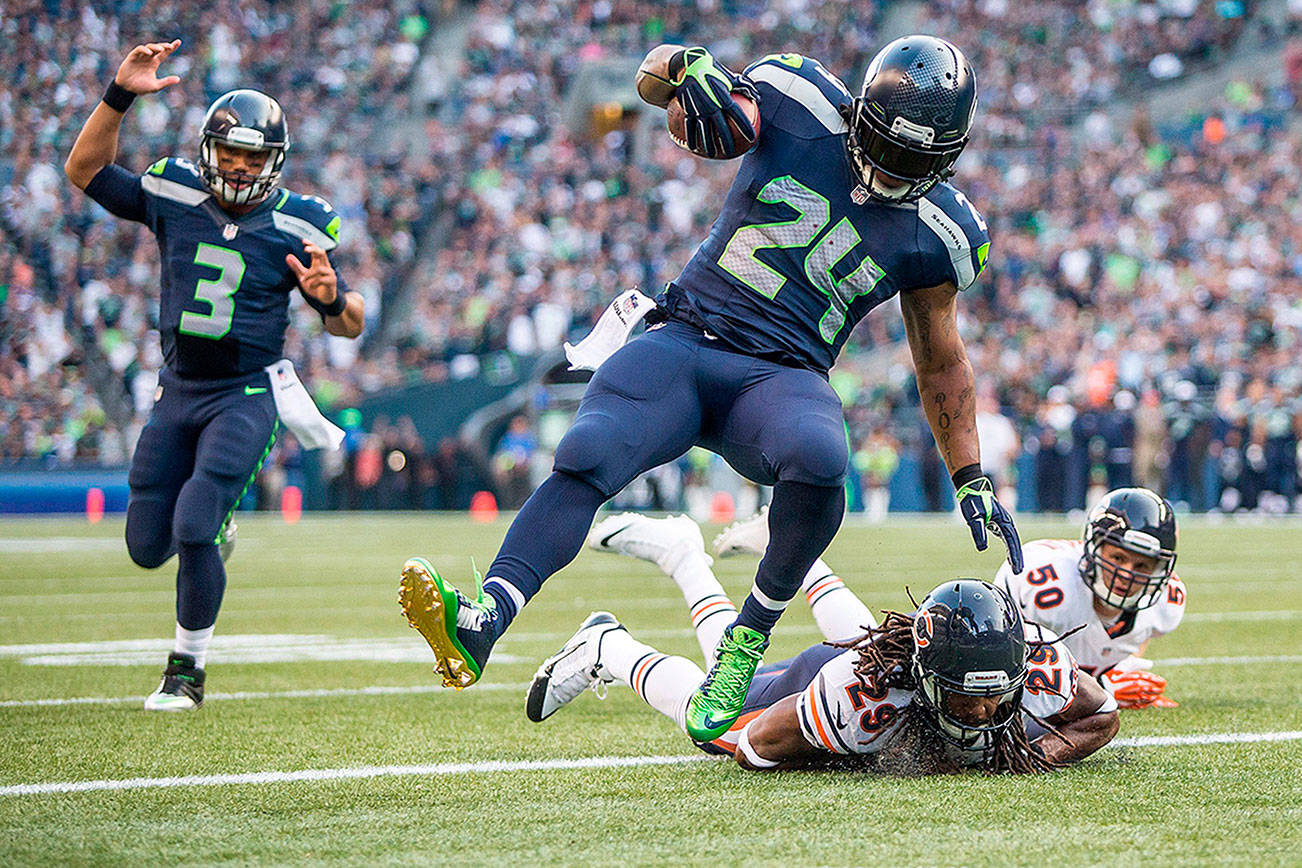 Quarterback Jim Zorn of the Seattle Seahawks throws a pass against