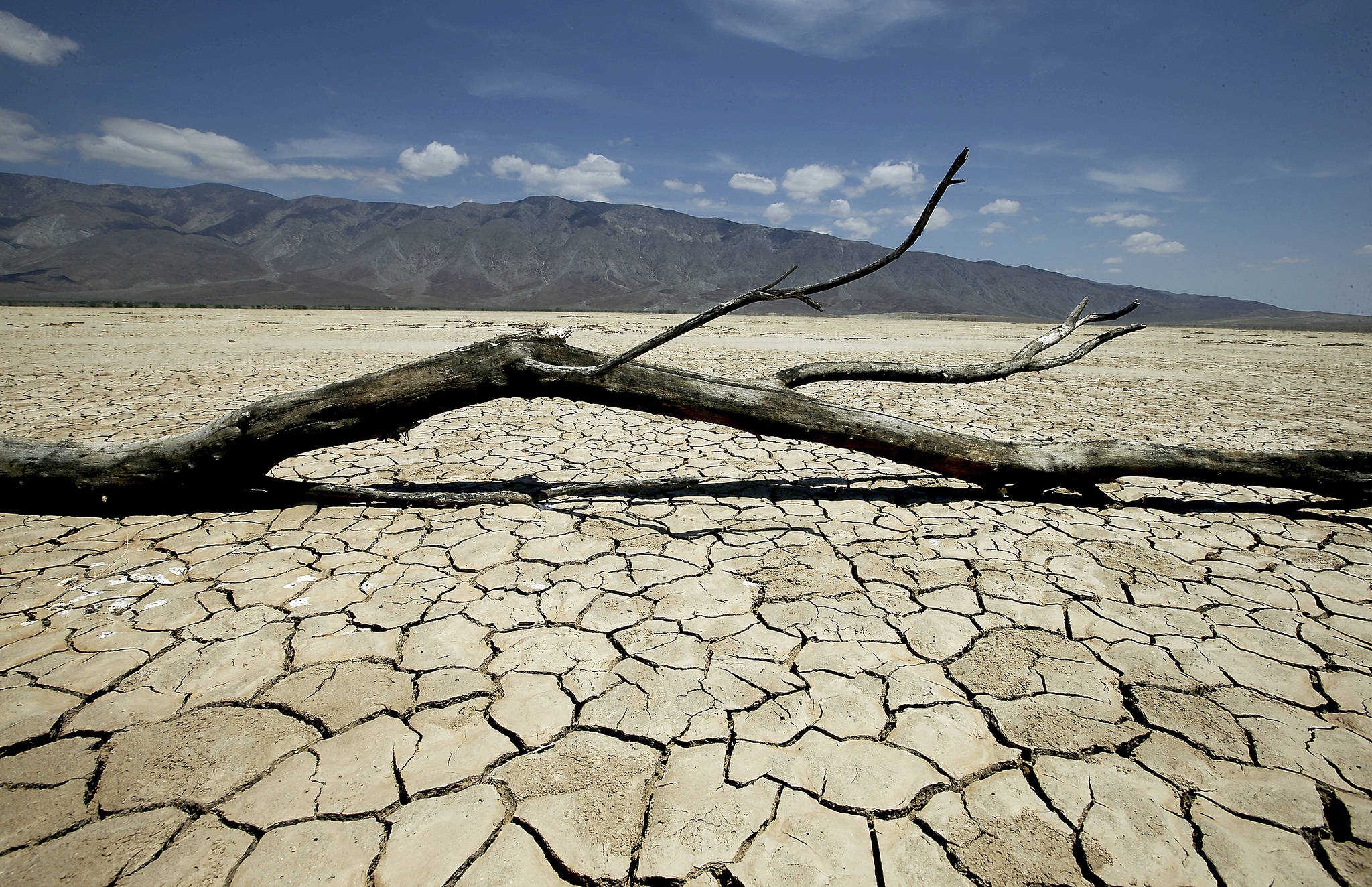 Federal study: Climate change sucks moisture from the West, adding to droughts, fires