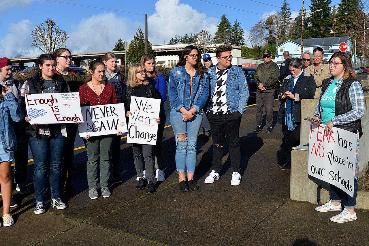 LOUIS KRAUSS | THE DAILY WORLD Aberdeen High School senior Nadia Wirta addresses the crowd during Wednesday’s walkout to protest gun violence. Approximately 75 students participated, as did some in other schools around Grays Harbor.