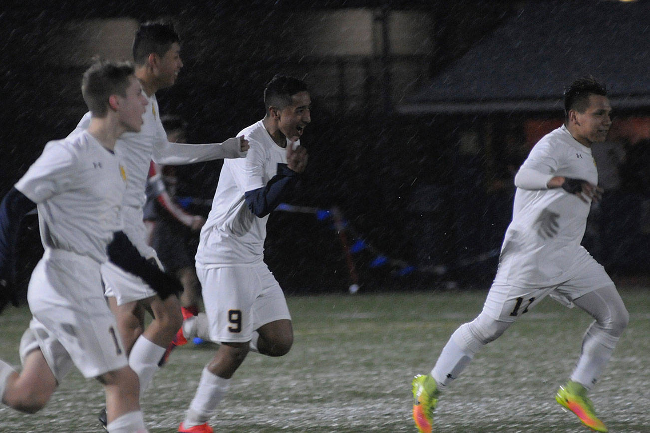 Late goal gives Bobcats 1-0 soccer win over Hoquiam