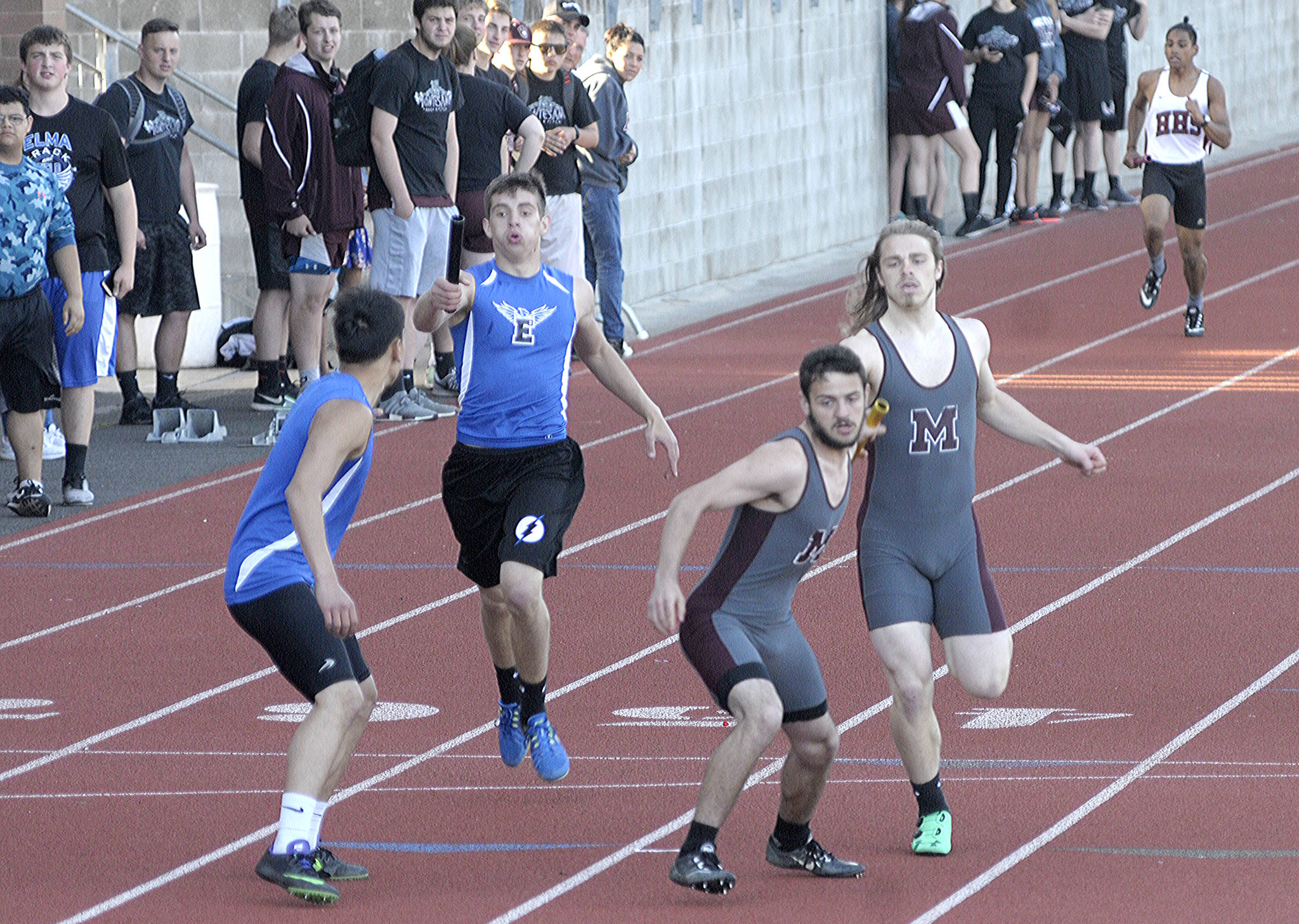 Friday Roundup: Local track and field athletes compete at sub-district meets