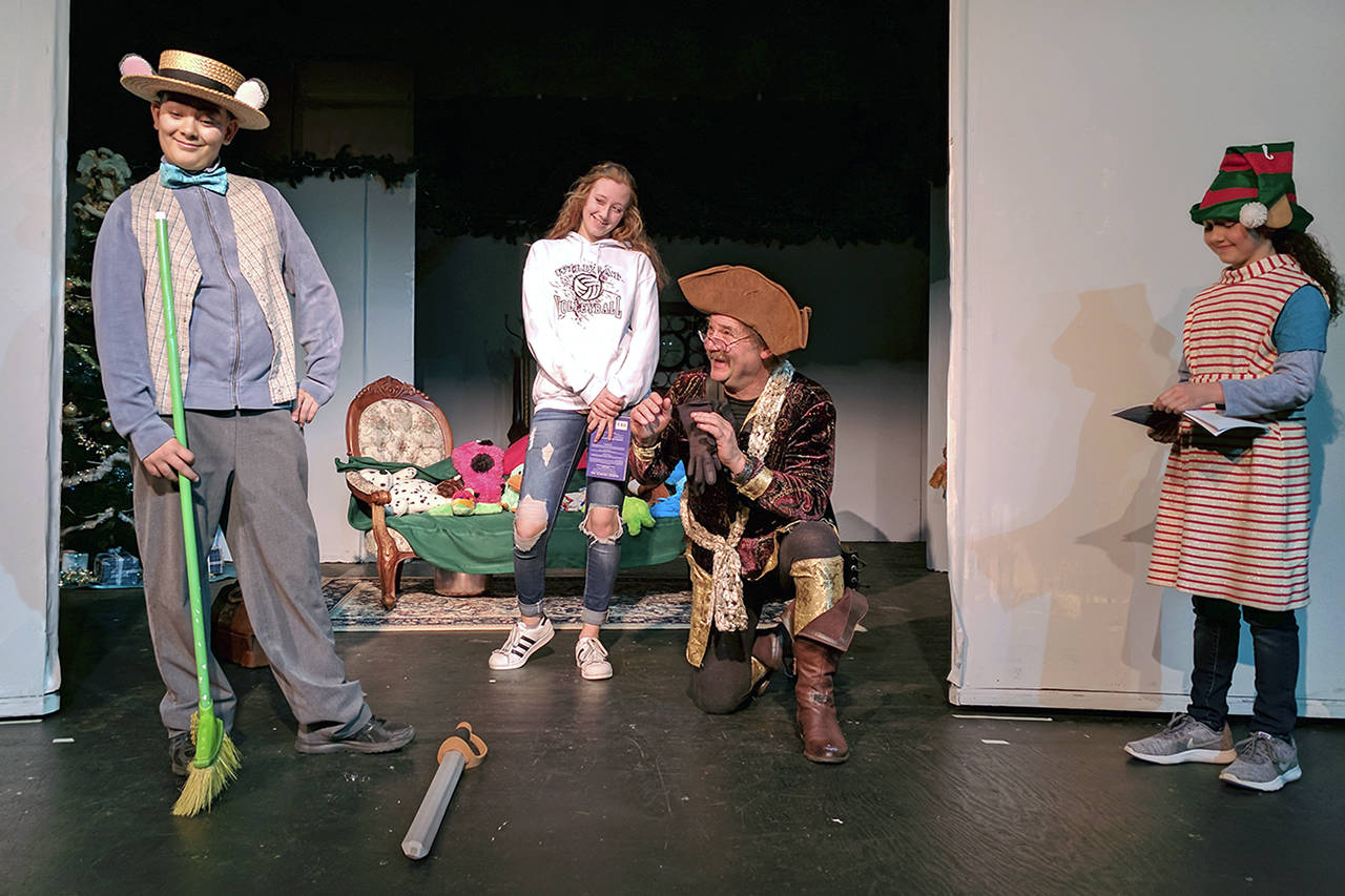 Grayland Players present Christmas show | The Daily World