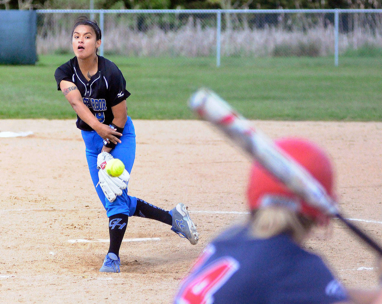 Grays Harbor College’s pitcher Kalena Quilt delivers a pitch in the sixth inning of the first game of a doubleheader against Southwest Oregon on Saturday. (Hasani Grayson | Grays Harbor News Group)