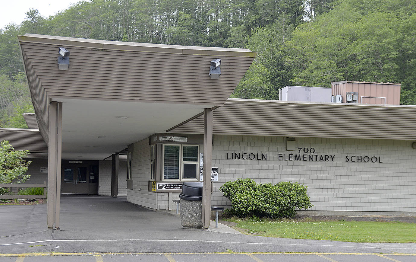 DAN HAMMOCK | GRAYS HARBOR NEWS GROUP                                The entryway to Lincoln Elementary School in Hoquiam will welcome not students, but contractors, during the 2019-20 academic year as major renovations are made to the 1971 building.