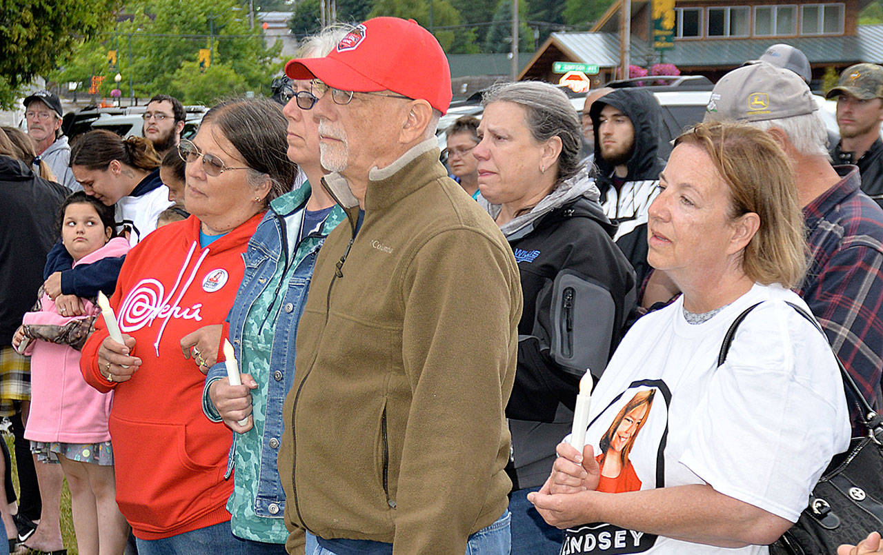 A community remembers Lindsey Baum with a memorial garden | The Daily World