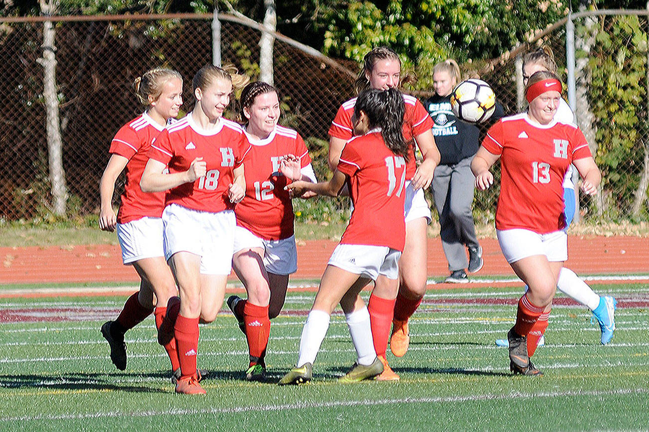 Strom’s two penalty-kick goals lead Hoquiam to district tournament