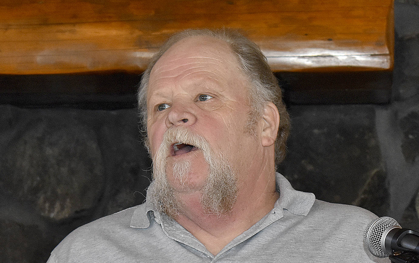 DAN HAMMOCK | GRAYS HARBOR NEWS GROUP                                Oakville Mayor Angelo Cilluffo speaks at the Greater Grays Harbor Inc. Lunch with the Mayors event at the Rotary Log Pavilion in Aberdeen Tuesday.