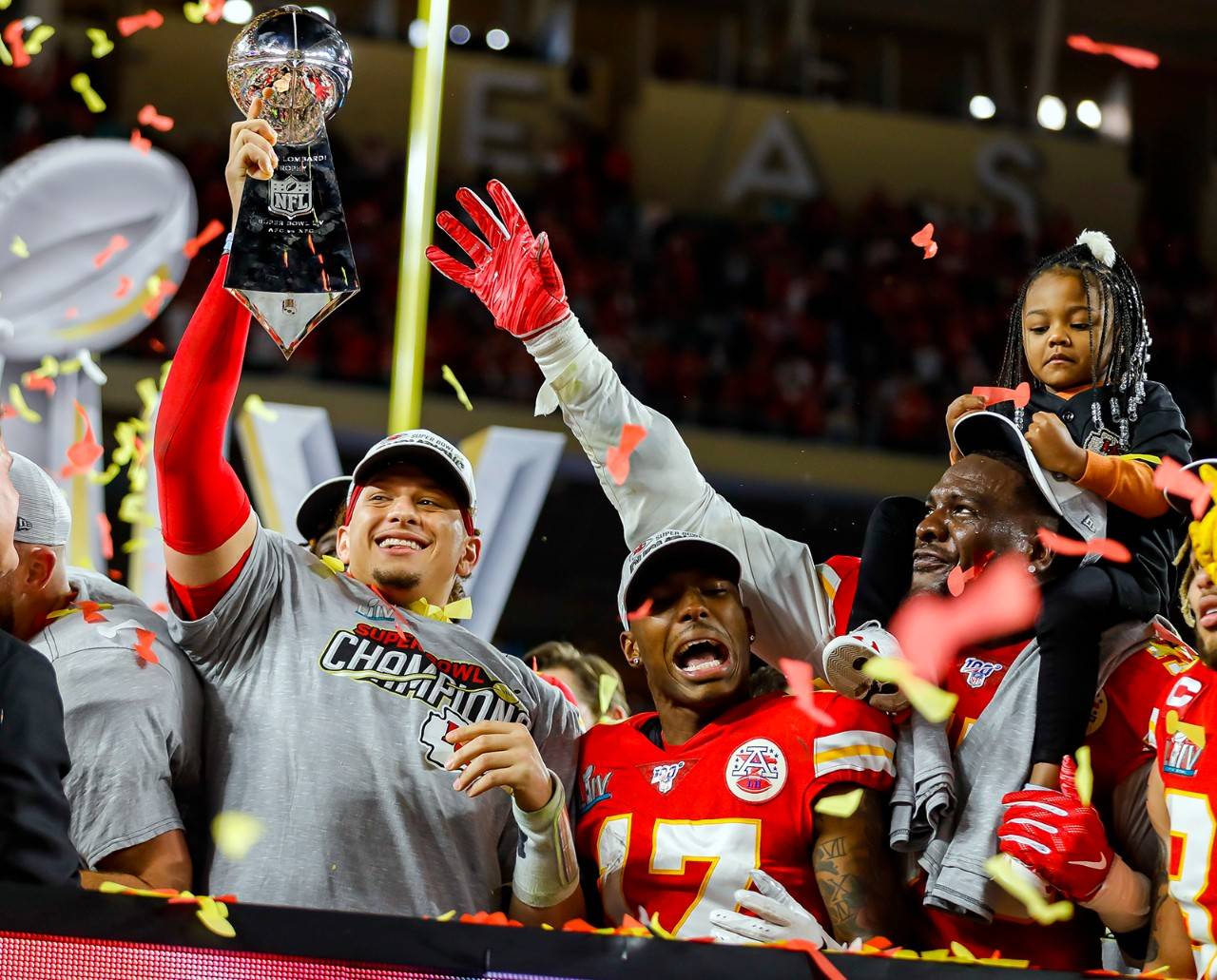 WATCH: Chiefs return to Kansas City with Lombardi Trophy after Super Bowl  win - ABC17NEWS