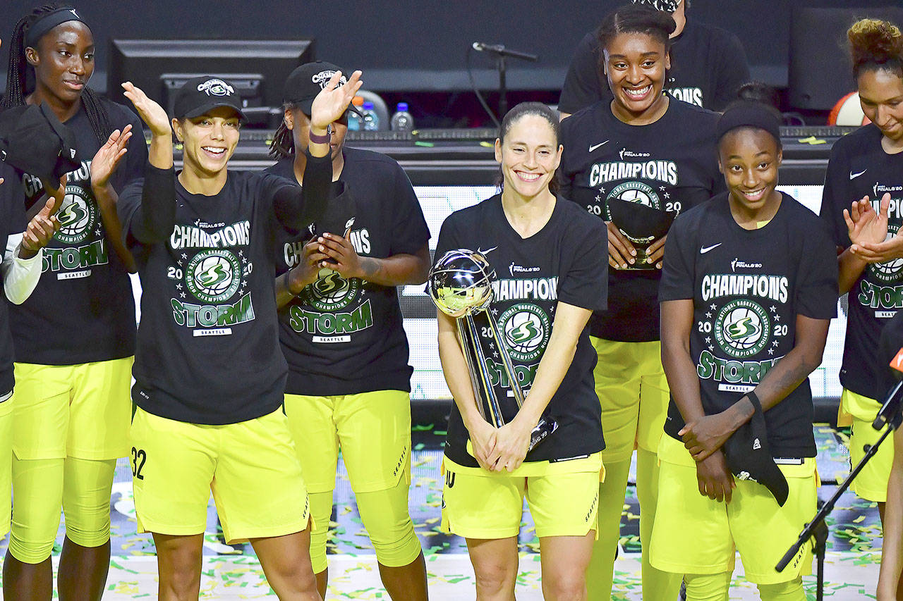 WNBA Crossover Short – Seattle Storm Team Shop