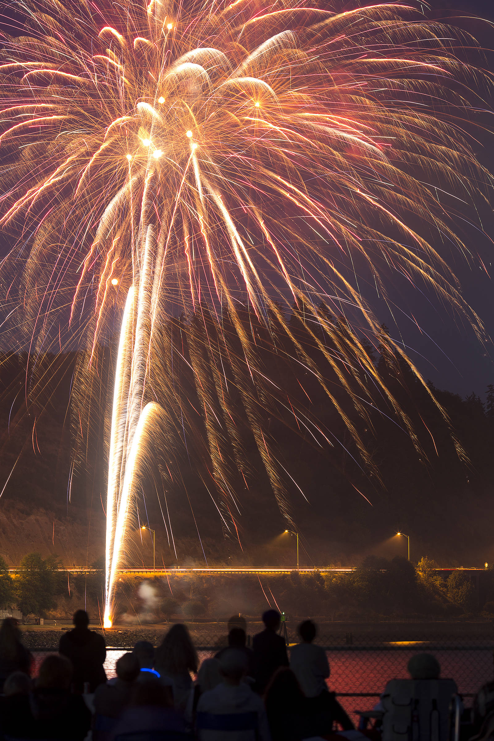 THE DAILY WORLD | File photo 
Elma and Cosmopolis have banned the use of personal fireworks due to fire danger through July 5. There will be a professional fireworks show July 4 in Aberdeen over the Chehalis River.