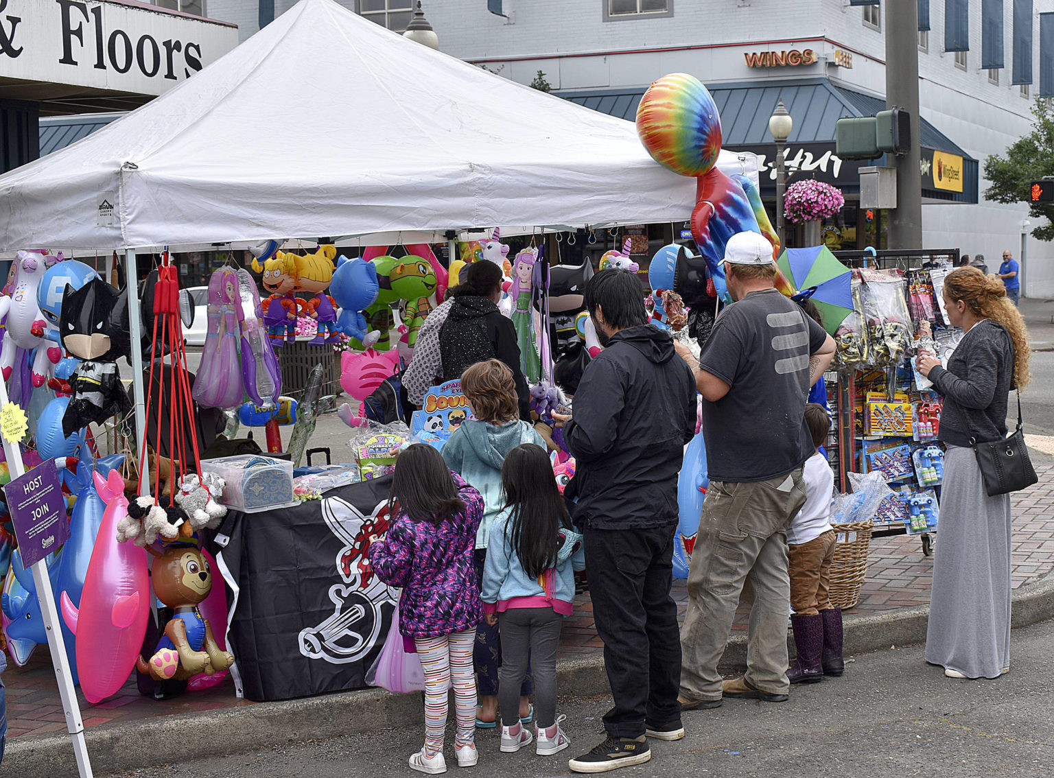 Good crowd celebrates return of Aberdeen Founders Day parade The