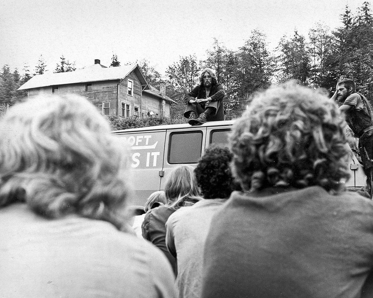 Bill O’Neill, Satsop rock festival co-promoter, held court every morning with the crew preparing the Satsop River field that would hold the three-day event. (Darrell Westmoreland photo)