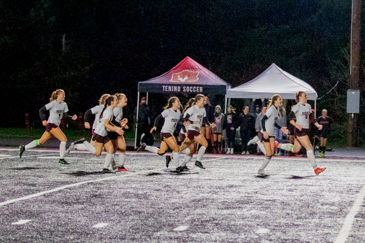 Go Pro Sports on Twitter: Fantastic game of football between Go Pro senior  girls and Mini Madrid under the lights @descdubai final score was 3-2 to  Mini Madrid in a very entertaining