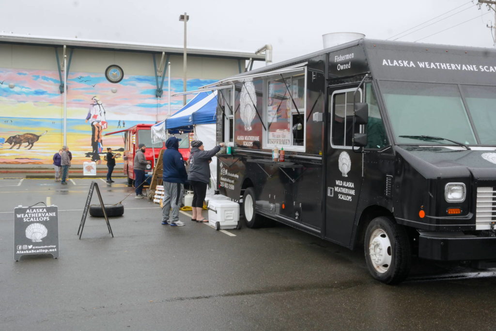 Razor Clam Festival brings thousands of people to Ocean Shores The