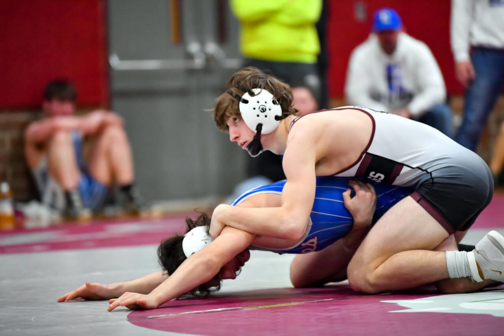 Weekend Roundup: Montesano sweeps league foes at Evergreen duals | The ...