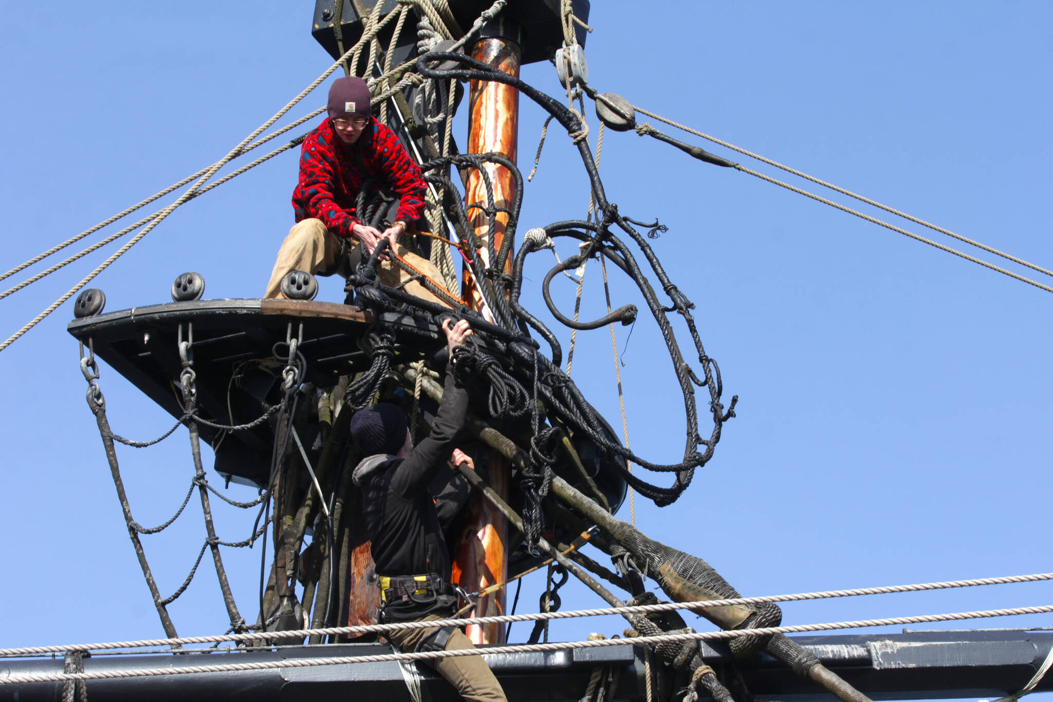 Lady Washington crew readying ship for sailing season | The Daily World