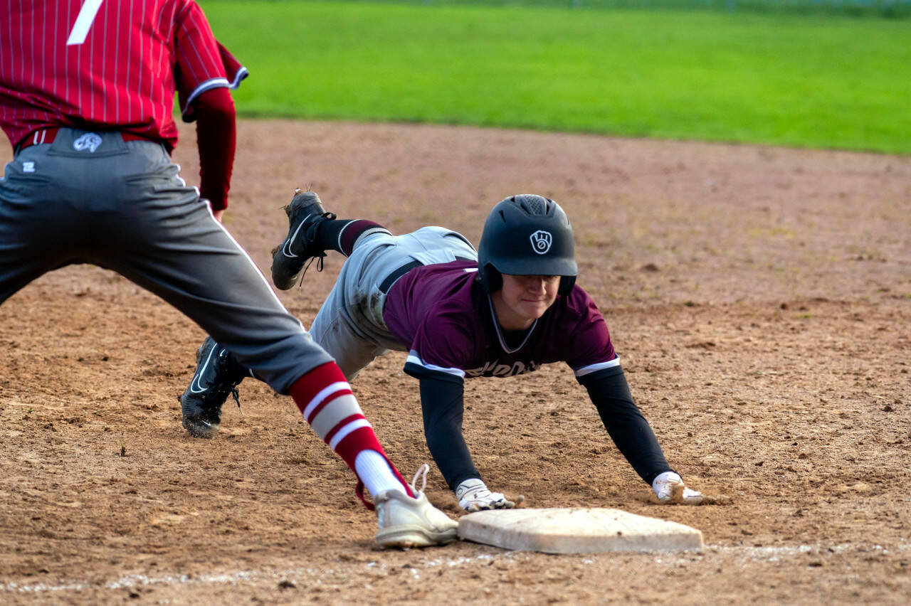 Local Roundup Montesano handles Hoquiam to sweep doubleheader The