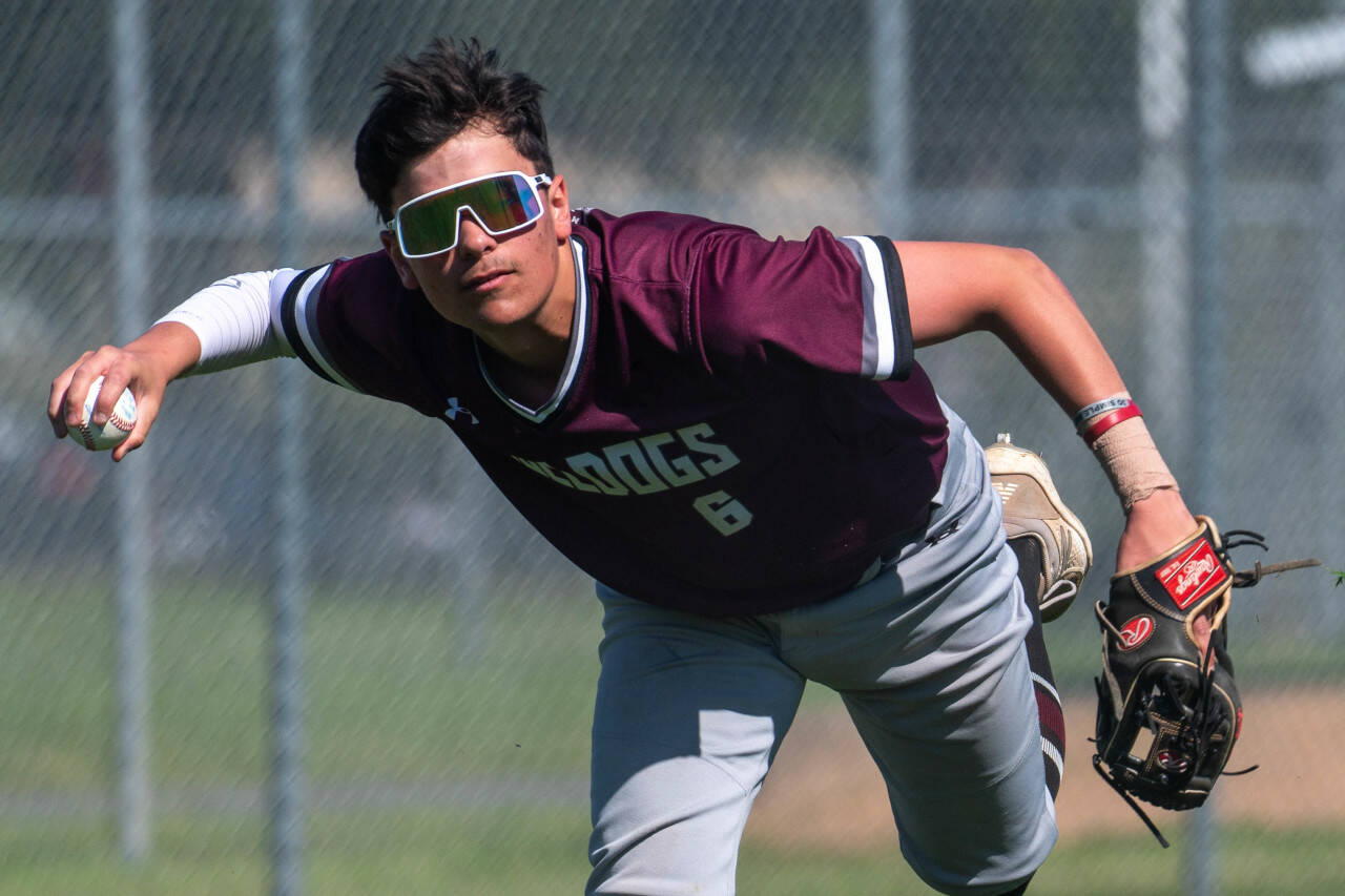 Errors, lack of offense lead to district-title game loss for Montesano ...