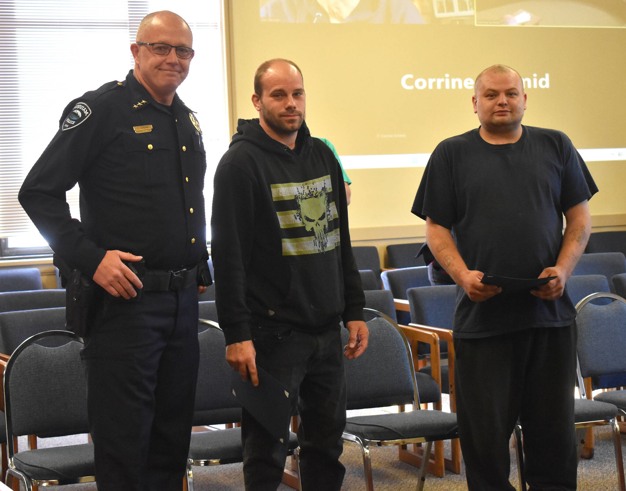 Hoquiam Officials Honor Two Grays Harbor Residents For ‘critical Action The Daily World 4392