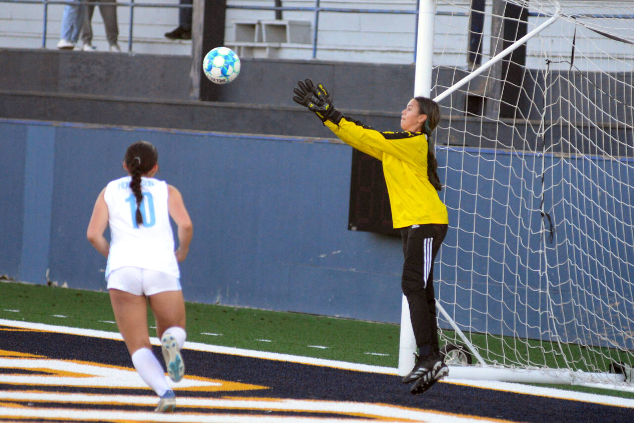 RYAN SPARKS / THE DAILY WORLD Aberdeen goal keeper Jaylynn Phimmasone, right, makes a save in a 2-0 loss to Hockinson on Wednesday at Stewart Field in Aberdeen.