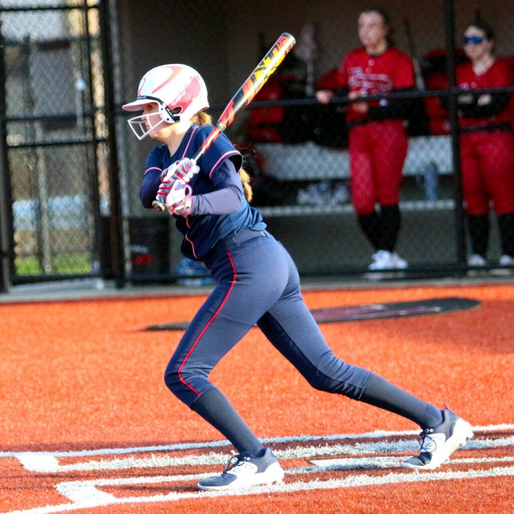 Prep Softball Roundup Prodigious Pe EllWillapa Valley offense leads