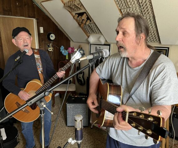 <p>Matthew N. Wells / The Daily World</p>
                                <p>Bruce Moore, left, and Mark Bowman, right, make up The Catahoula Hounds. The musical duo has been playing for a long time and on Saturday 6 p.m., they’ll inject their live energy into Red Cedar Beer Bar — 1941 Riverside Ave., in Hoquiam.</p>