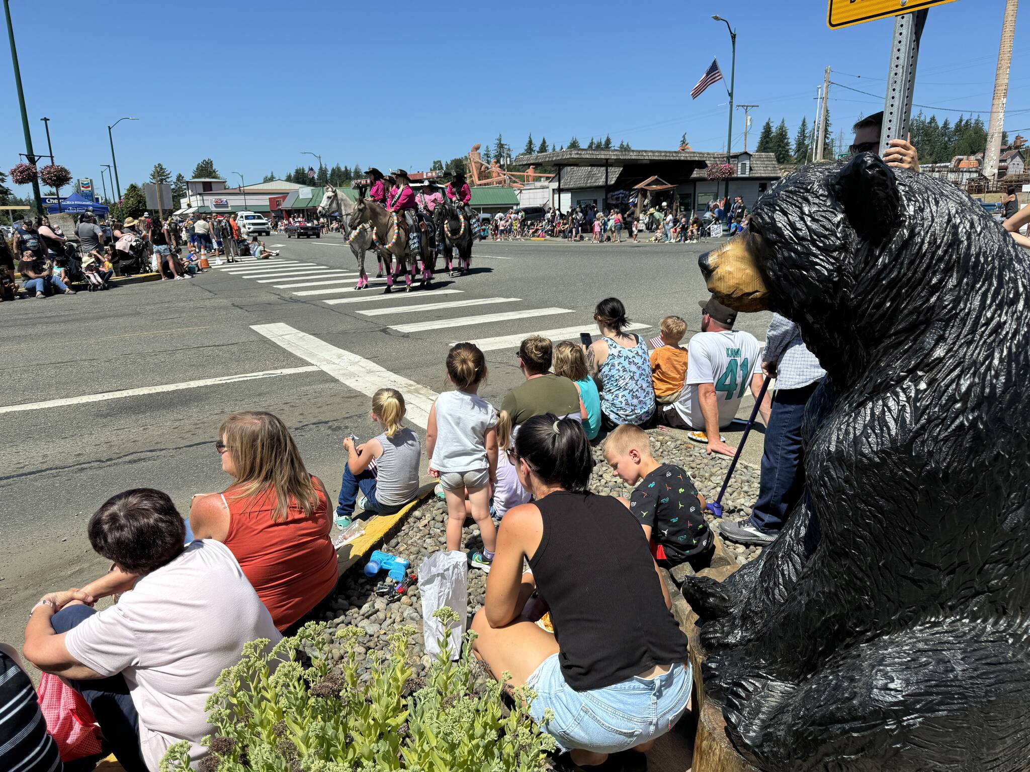 Throngs gathered on the main roads to watch the McCleary Bear Festival parade on Saturday. (Michael S. Lockett / The Daily World)