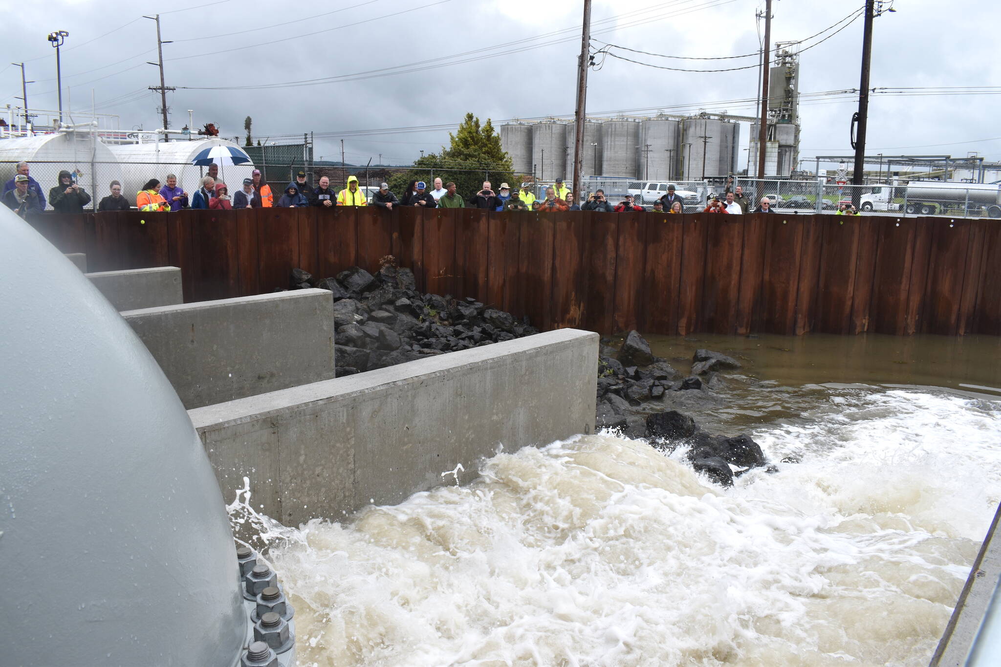 Matthew N. Wells / The Daily World
A lot of power was coursing through the pumps as engineers powered on the Fry Creek Pump Station in front of a lot of fanfare on Tuesday. The station, which sits along Port Industrial Road, can pump 130,000 gallons per-minute. It can fill an Olympic-sized swimming pool in five minutes.