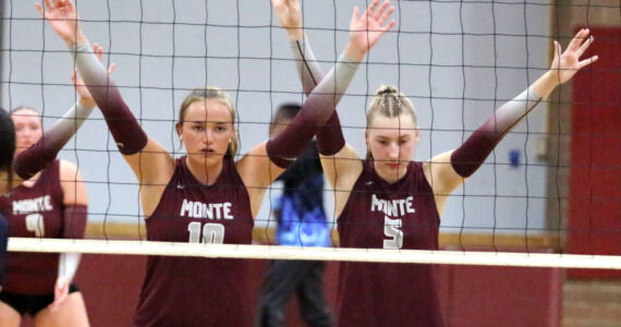 RYAN SPARKS | THE DAILY WORLD Montesano’s Kalia Hatton (left) and Karissa Otterstetter helped the Bulldogs to a 3-1 win over Aberdeen on Wednesday at Montesano High School.