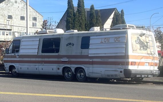 Matthew N. Wells / The Daily World
A recreational vehicle parked on East First Street in Aberdeen is a sore sight and stench for pedestrians who walk along the sidewalk. The RV, there for an unknown period of time, has often cluttered part of the sidewalk directly to the south of it. The city of Aberdeen wants to restrict RV parking time throughout Aberdeen. In order to make sure the city is on the right side of the law, it wants to “mirror” the city of Lacey, which already has such a program in place.