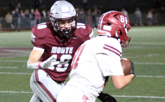 RYAN SPARKS | THE DAILY WORLD Montesano’s Mason Rasmussen (48) pursues Hoquiam’s Lincoln Niemi after Niemi recovered a fumble during the Bulldogs’ 42-0 win on Friday in Montesano.