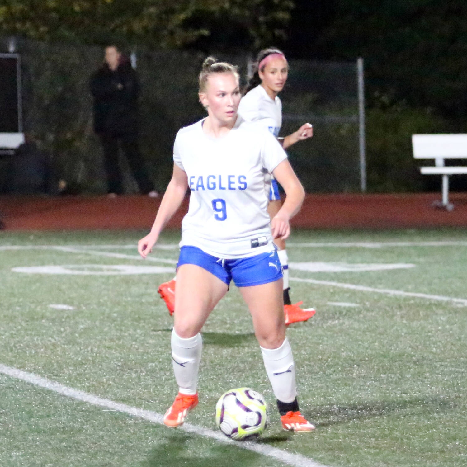 DAILY WORLD FILE PHOTO Elma midfielder Miley Seaberg (9), seen here in a file photo from Oct. 10, had an assist in a 3-1 win over Tenino on Thursday in Tenino.