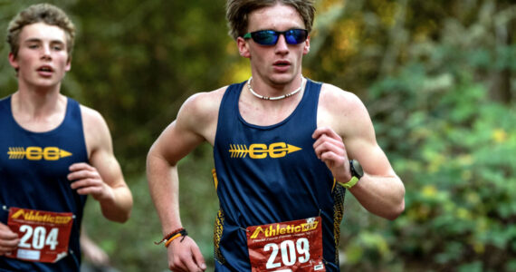 ALICIA TISDALE | ALICIATISDALE.COM Aberdeen’s Henry Nelson (right) and Cecil Gumaleius led the Bobcats to their first 2A Evergreen Conference title since 2011 with a victory in the league-championship meet on Wednesday in Tumwater.