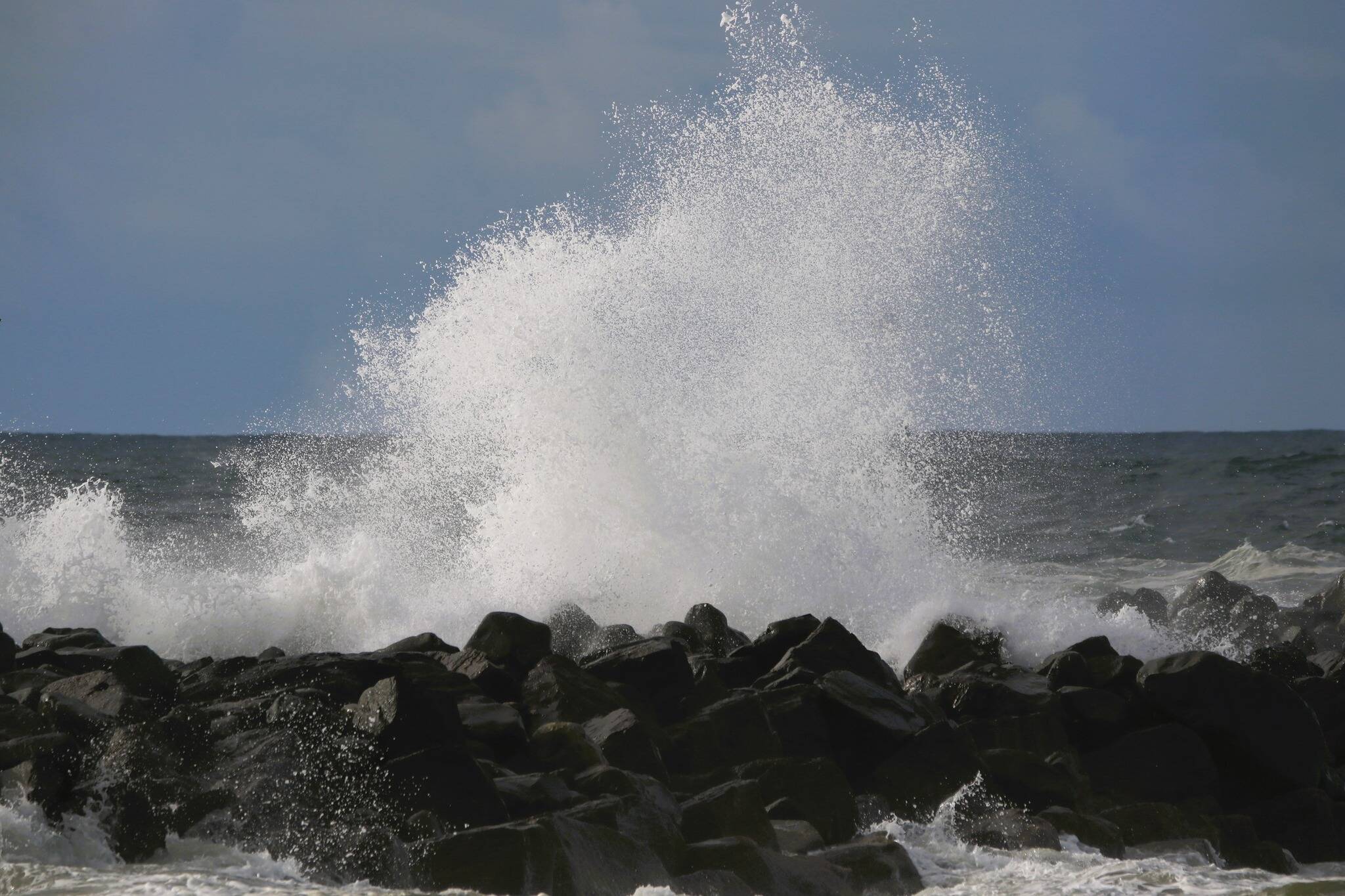 Skip Radcliffe
Waves pounded the beach at Ocean Shores over the weekend.