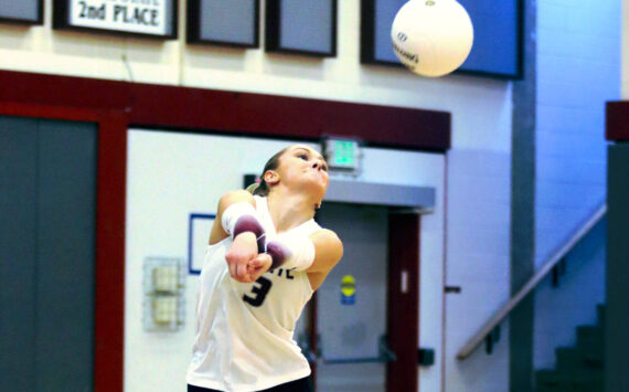 PHOTO BY HAILEY BLANCAS Montesano’s Bentley Warne receives a serve during the 1A District 4 Tournament on Wednesday in Hoquiam.